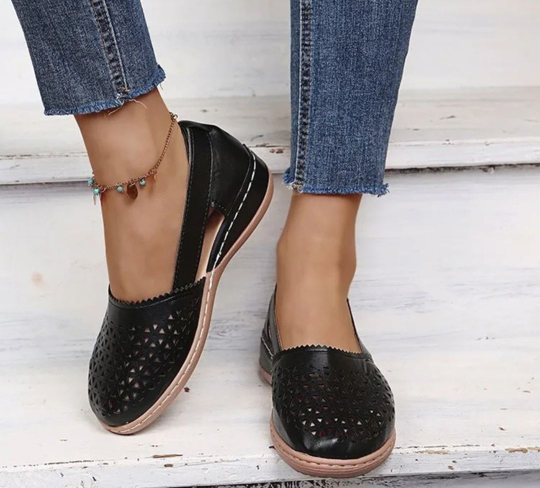 Viola™ Orthopedic Shoes